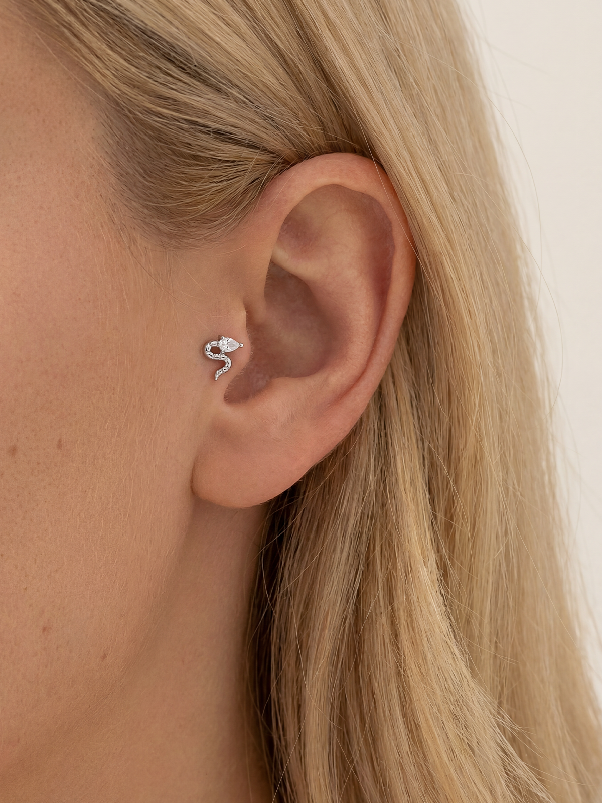 Archive Viper Piercing