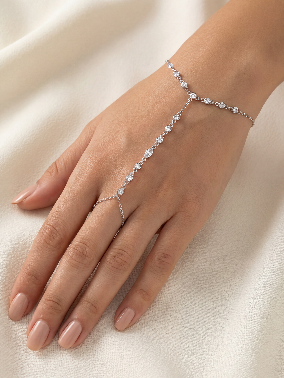 Aura Marquise Şahmeran