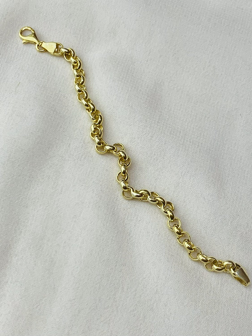 Dodge Chain Gold Bracelet