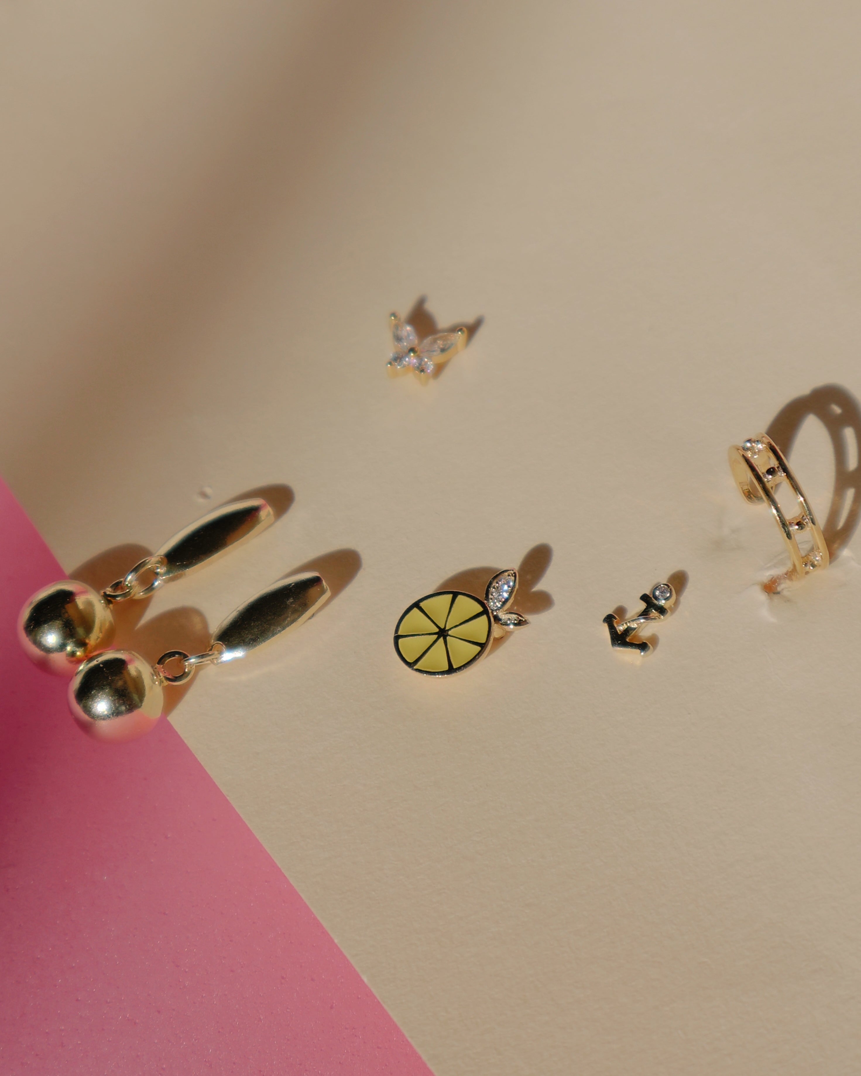 Orta Seyrek Topçuklu Ear Cuff