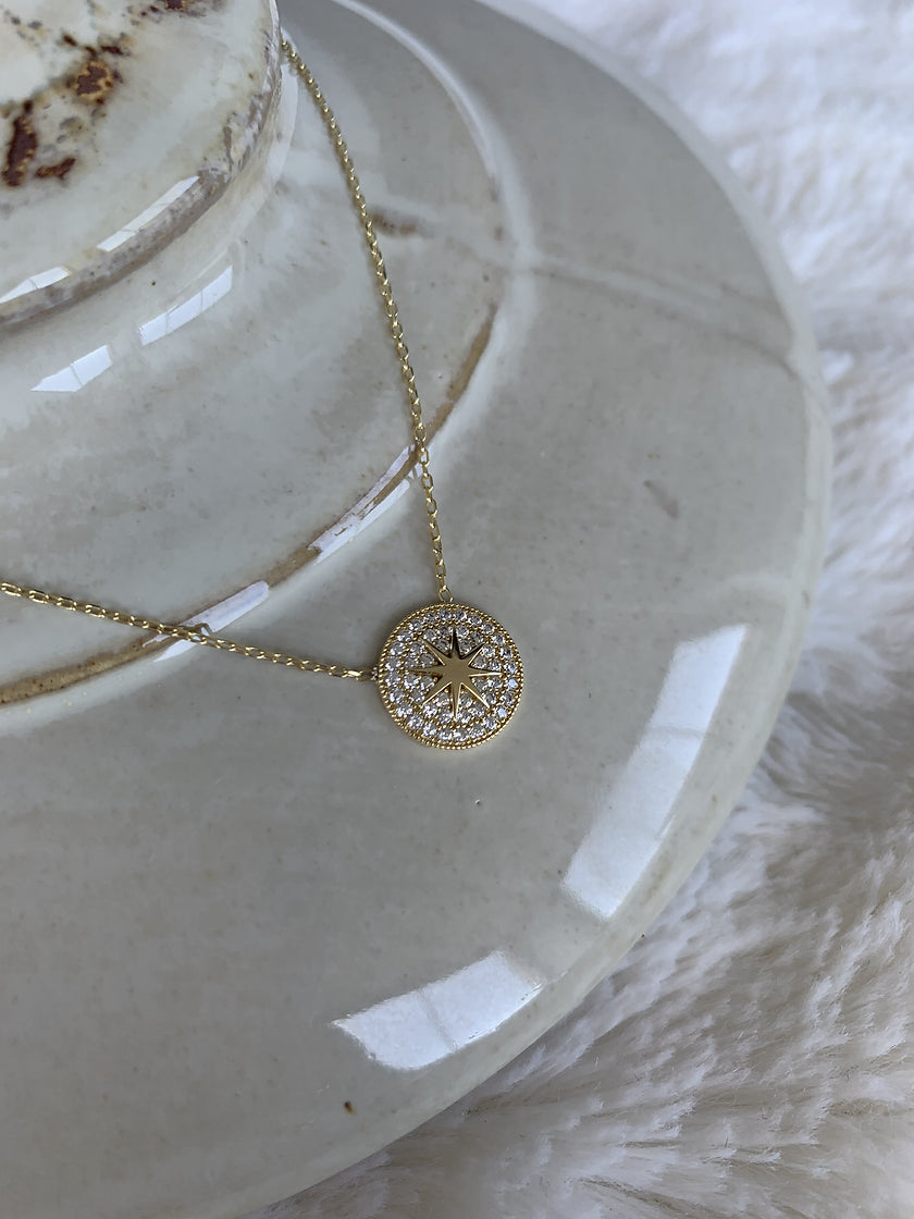 Kutup Yıldız Taşlı Kolye