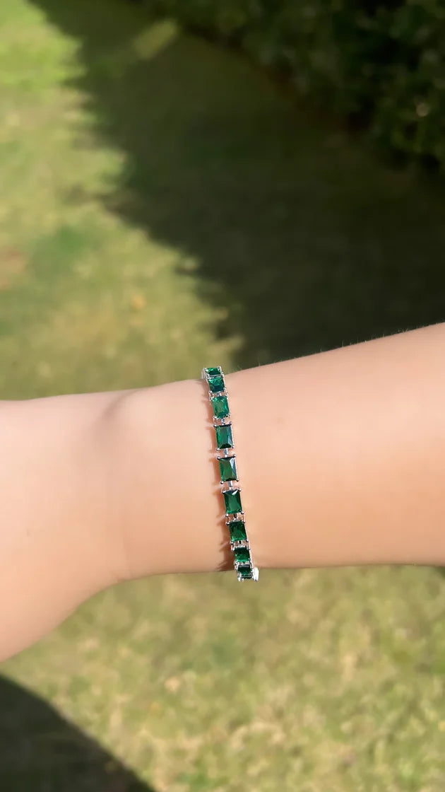 Zümrüt Kesim Su Yolu Bileklik