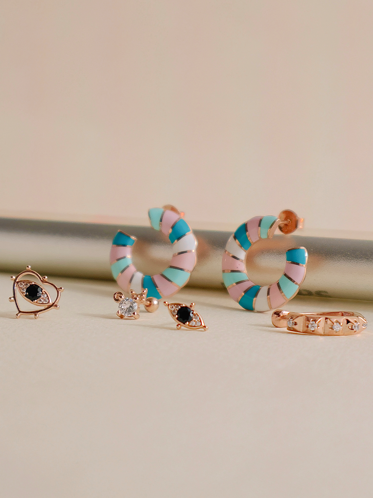 Taşlı Zımba Ear Cuff