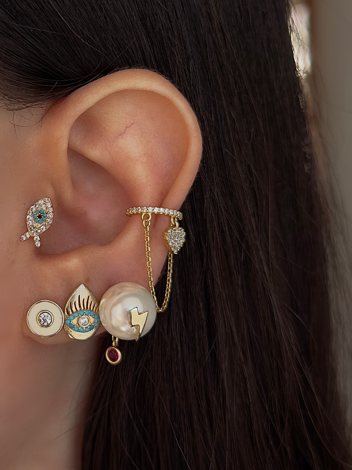 Sıvama Taşlı Mineli Düğme Küpe